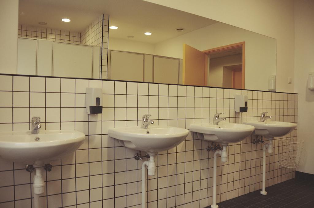 Saare Automatic Hostel Pärnu Oda fotoğraf
