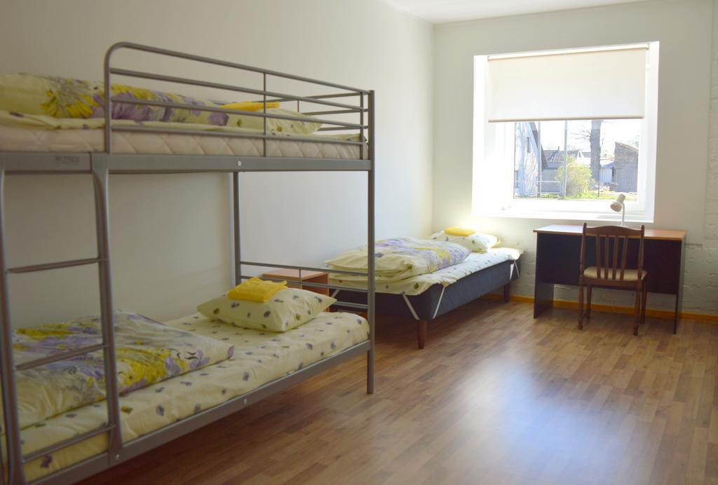 Saare Automatic Hostel Pärnu Dış mekan fotoğraf