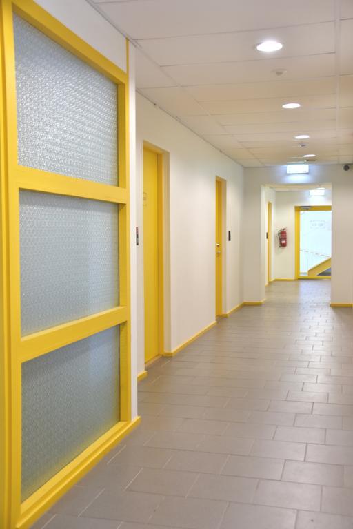 Saare Automatic Hostel Pärnu Dış mekan fotoğraf