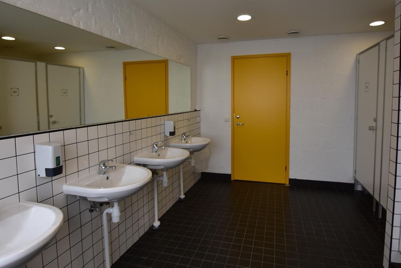 Saare Automatic Hostel Pärnu Dış mekan fotoğraf